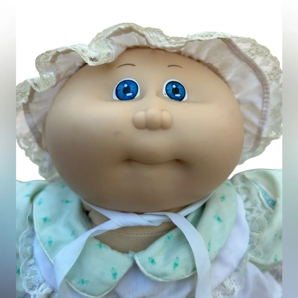 Cabbage Patch Kids Preemie  1978 1982 Xavier Roberts Blue Eyes Original Outfit